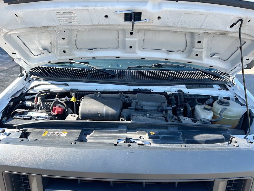 Used 2024 Ford E-450 and Econoline 450 Super Duty w/ Power Windows & Locks Group image 28