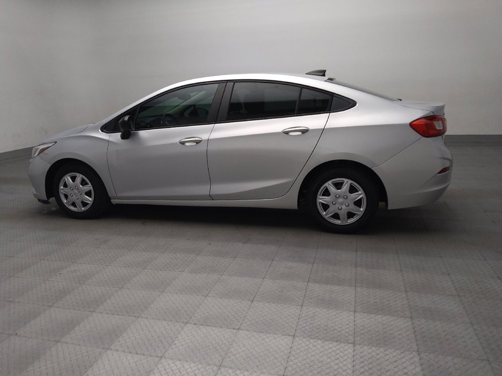 Used 2017 Chevrolet Cruze LS FWD image 3