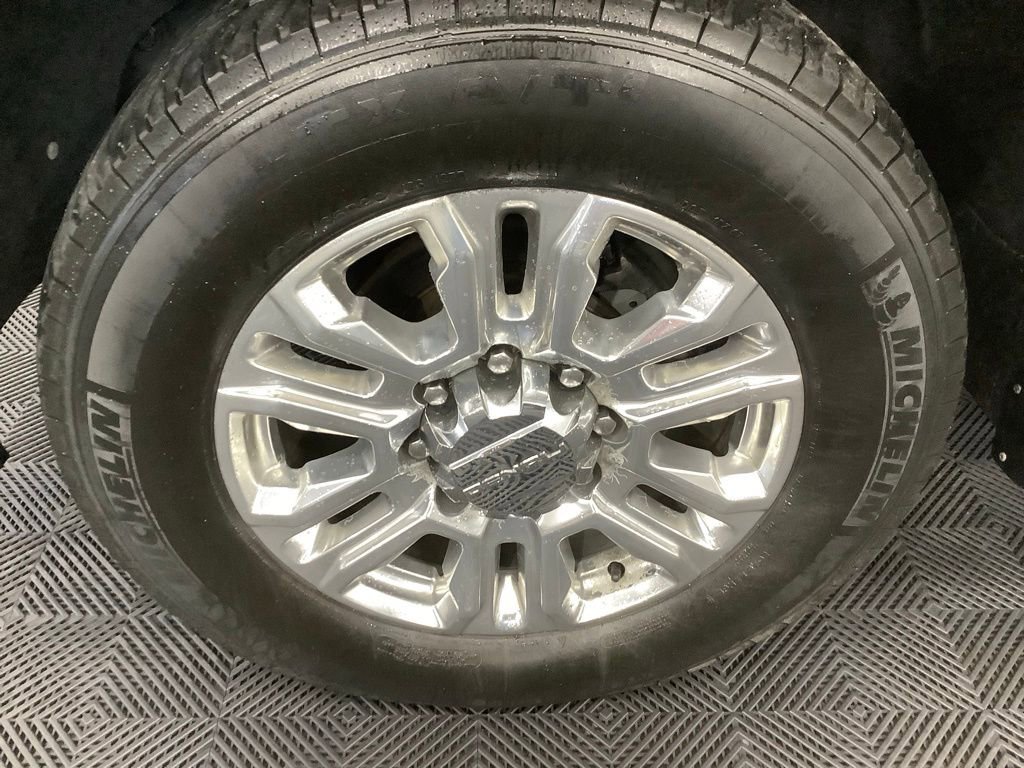 Used 2020 GMC Sierra 3500 Denali w/ Denali Ultimate Package image 2