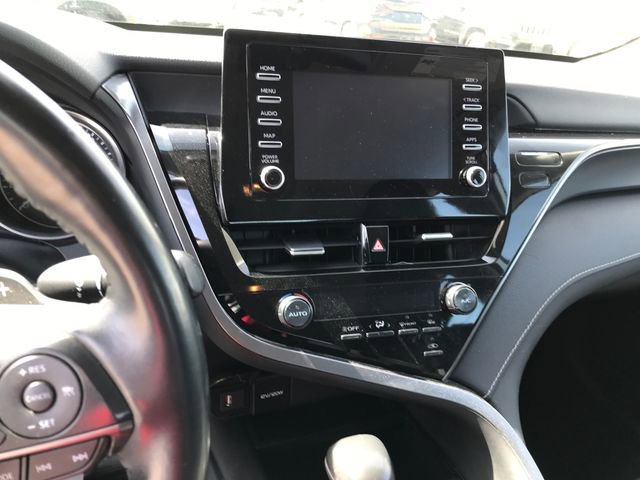 Used 2023 Toyota Camry SE FWD image 5