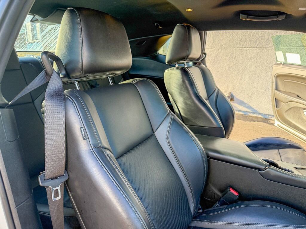 Used 2021 Dodge Challenger SXT w/ Plus Package image 13