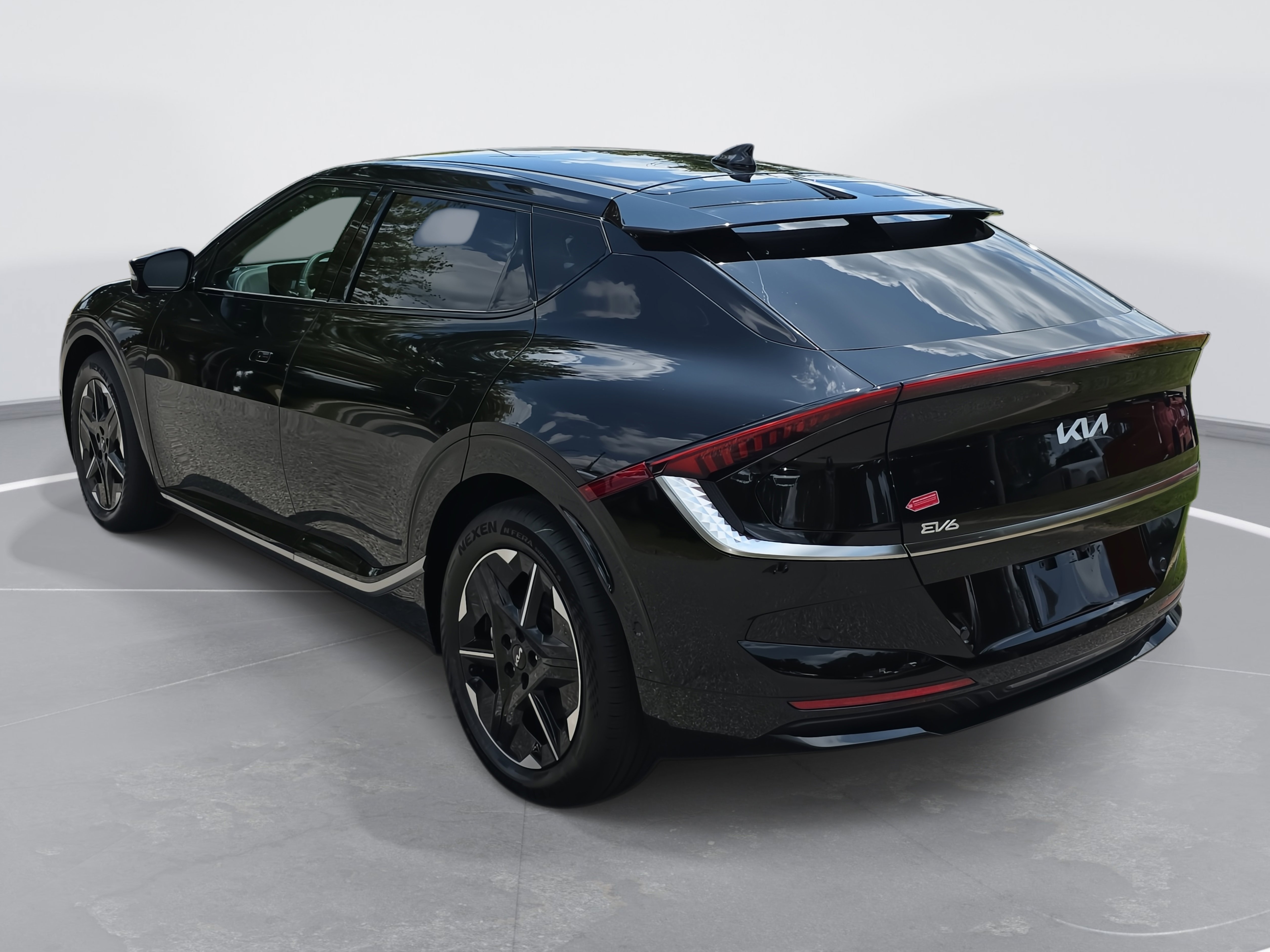 New 2025 Kia EV6 Wind image 7