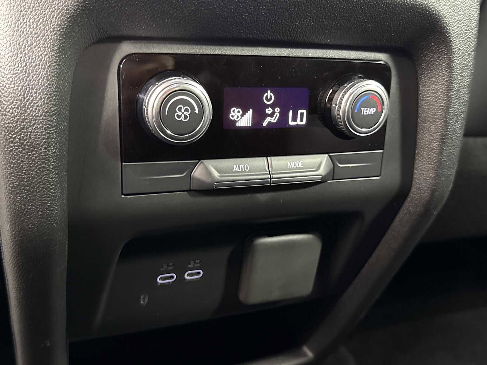 New 2025 GMC Acadia Elevation w/ Elevation Premium Package image 44