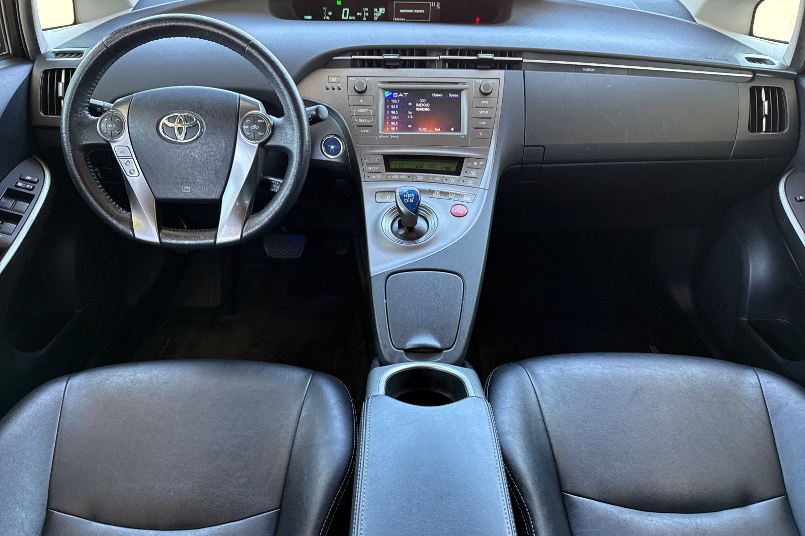 Used 2015 Toyota Prius Persona Series FWD image 20