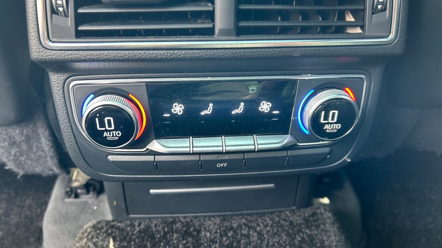 Used 2017 Audi Q7 3.0T Premium Plus w/ Premium Plus Package image 41