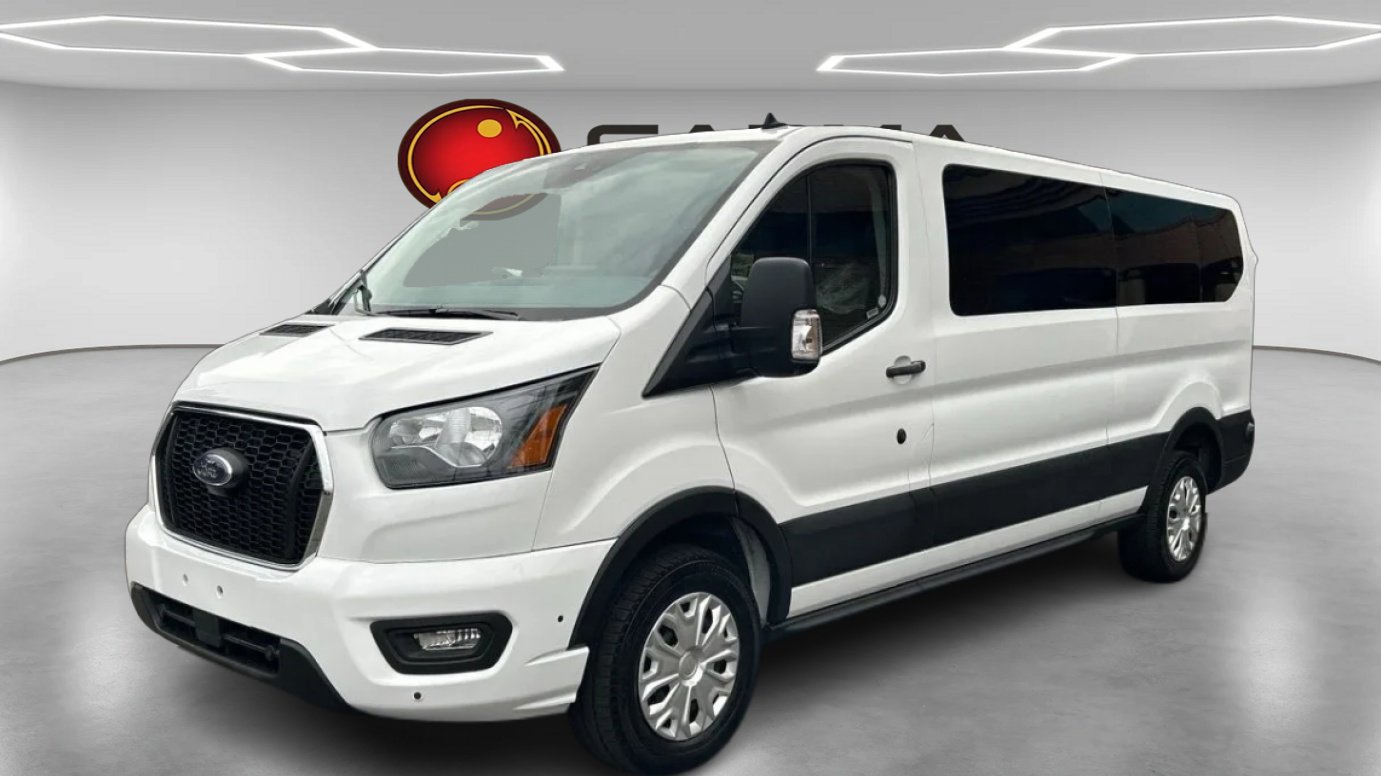 Used 2024 Ford Transit 350 XLT RWD image 1