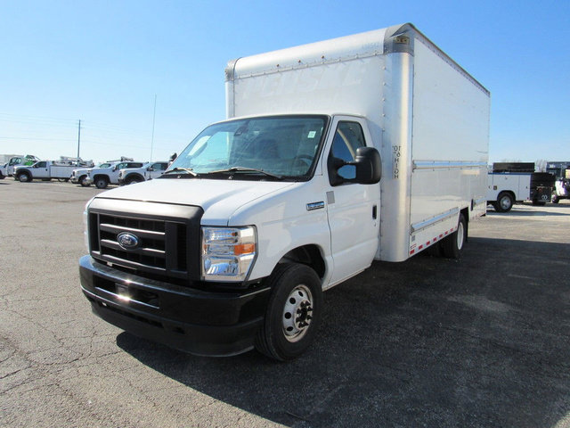 Used 2022 Ford E-350 and Econoline 350 Super Duty image 7