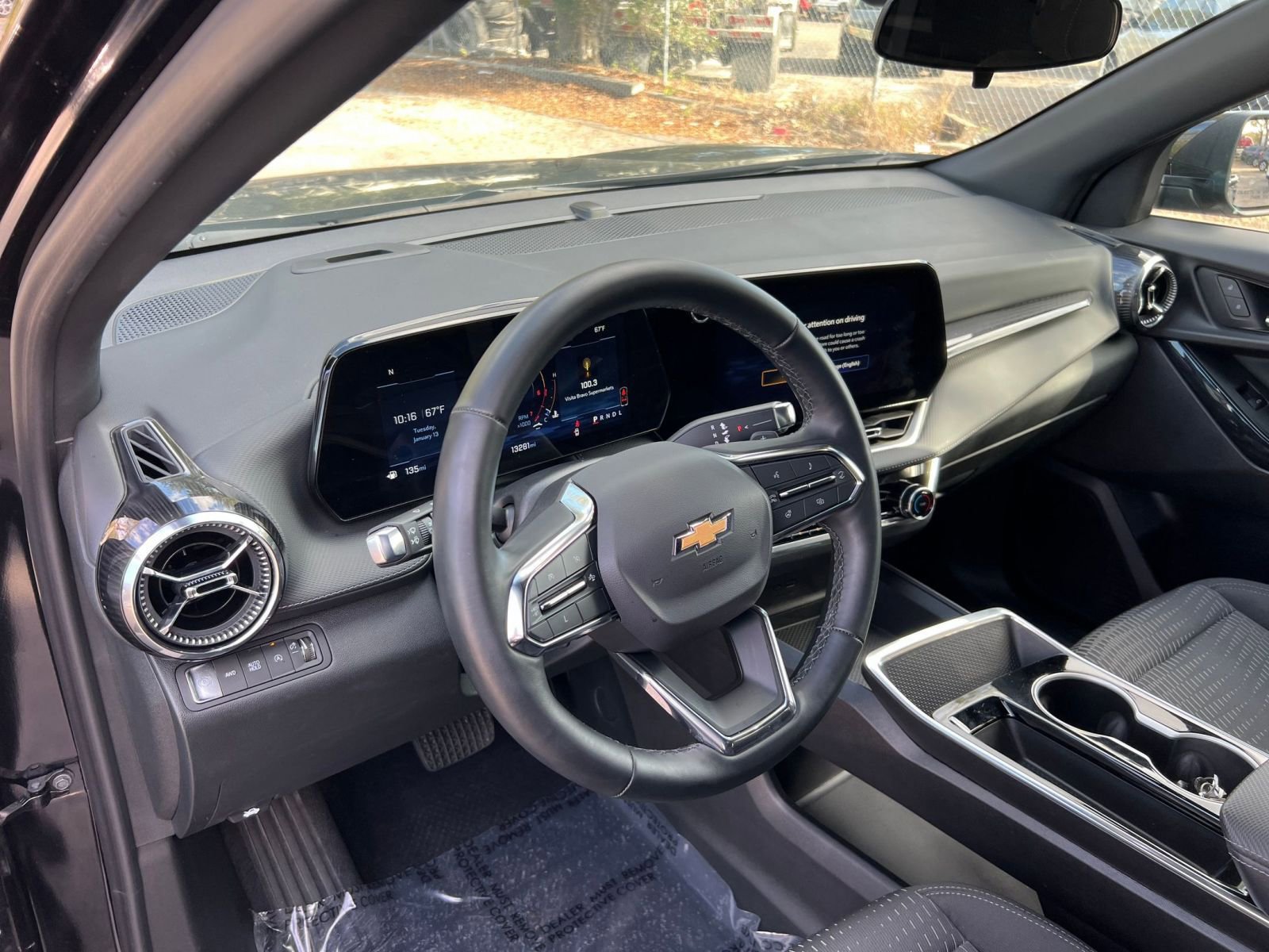 Used 2025 Chevrolet Equinox LT image 28