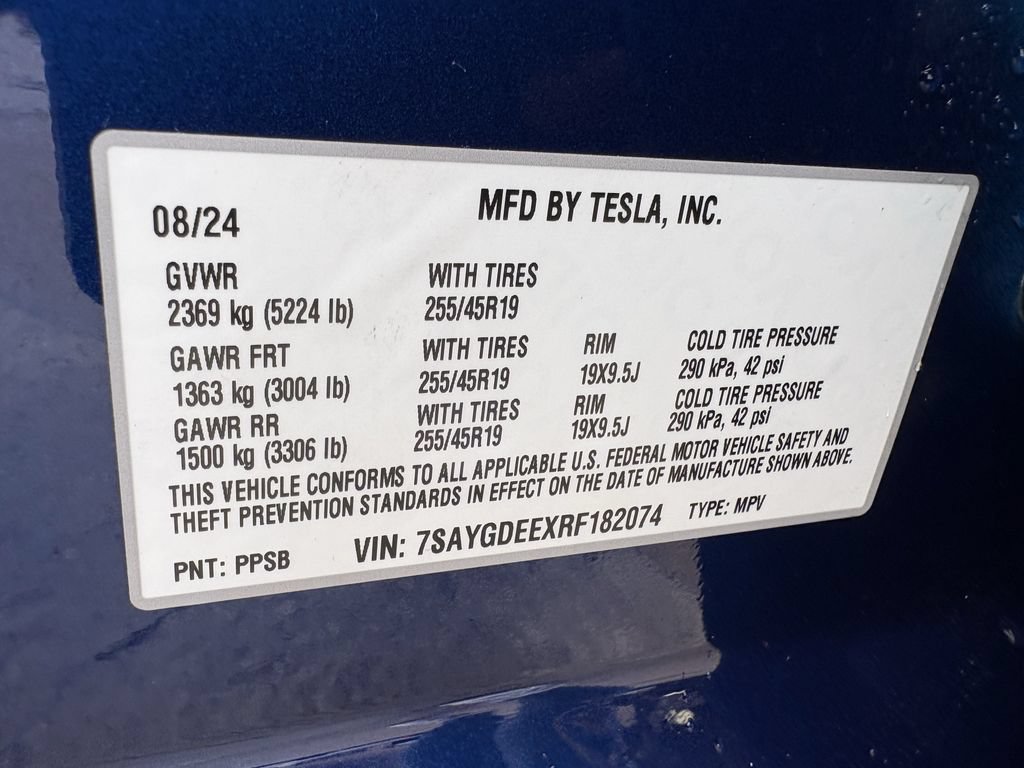 Used 2024 Tesla Model Y Long Range AWD/4WD image 27