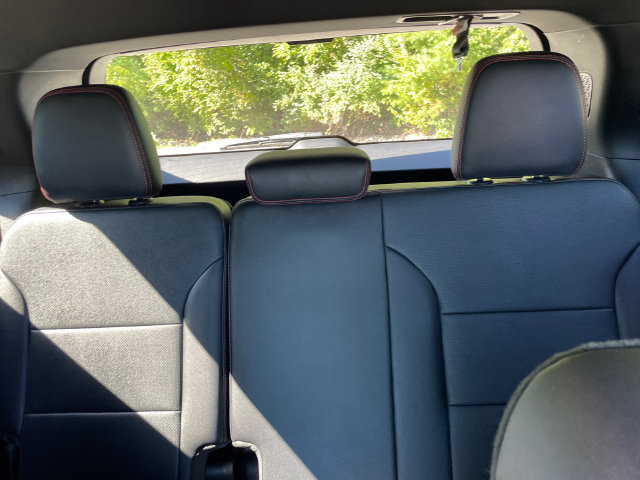 Used 2026 Chevrolet Traverse Z71 w/ LPO, Floor Liner Package AWD/4WD image 22