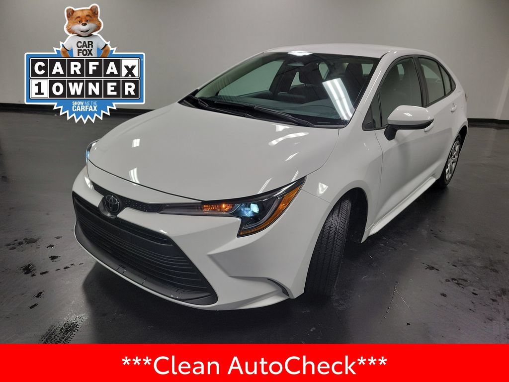 Used 2026 Toyota Corolla LE FWD image 4