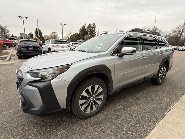 Used 2024 Subaru Outback Touring image 4