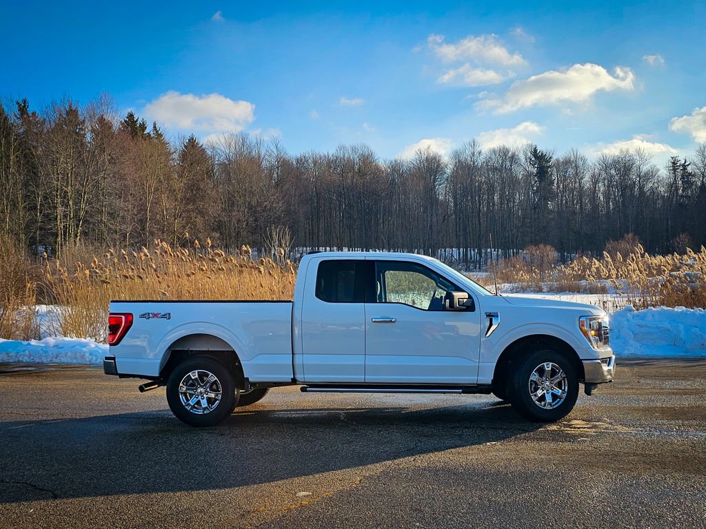 Used 2022 Ford F150 XLT w/ Equipment Group 302A High image 3
