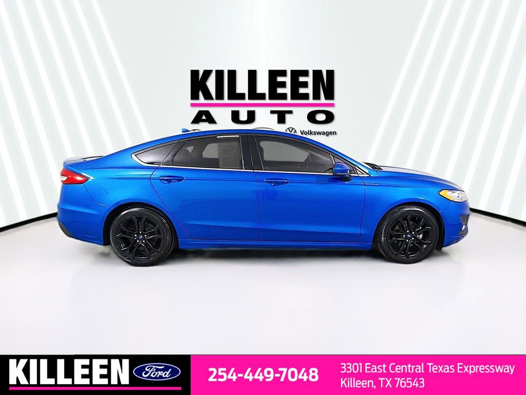 Used 2020 Ford Fusion SE w/ Equipment Group 151A image 9