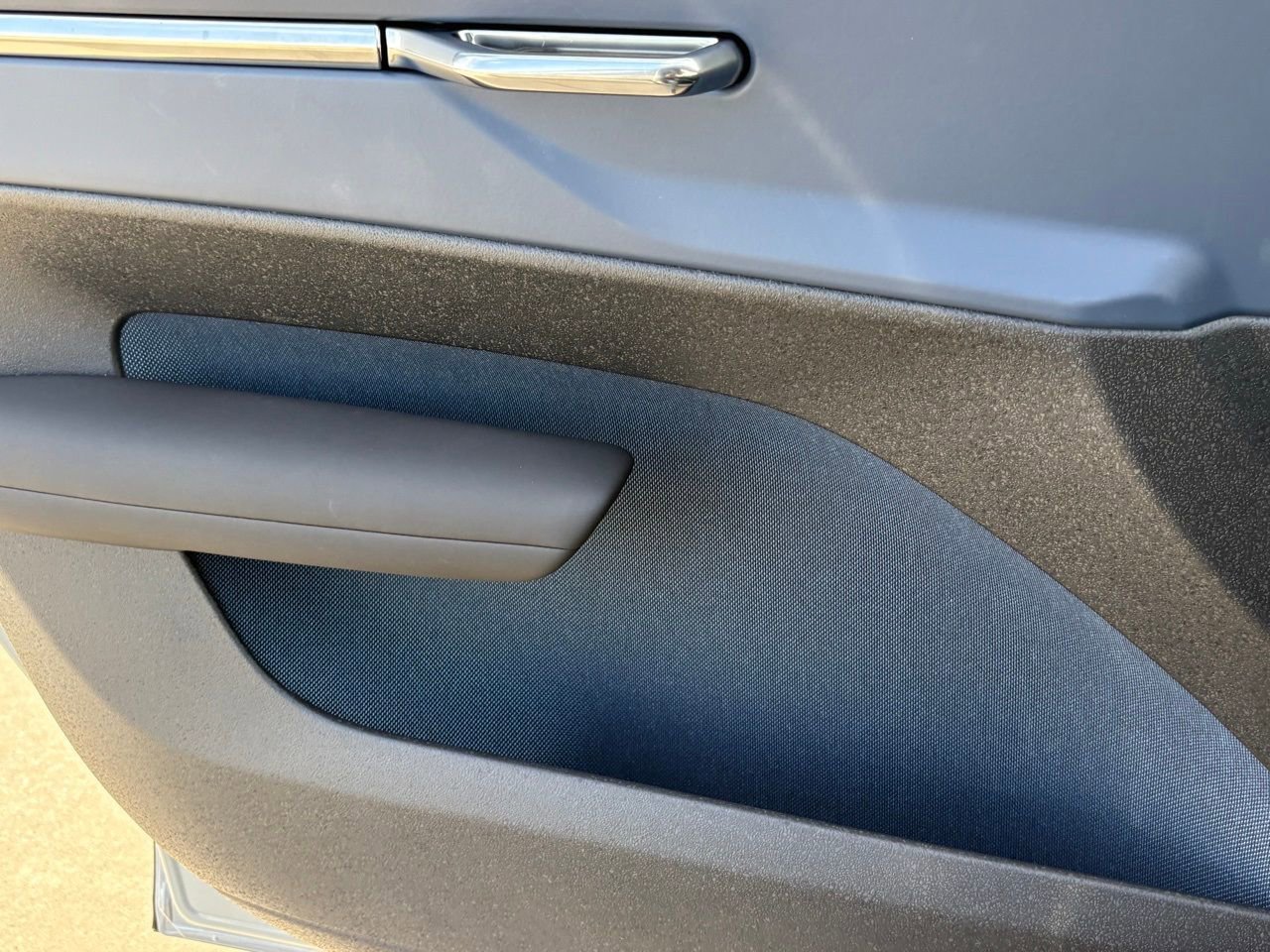 New 2026 Volvo EX30 Plus w/ Protection Package Premier image 14