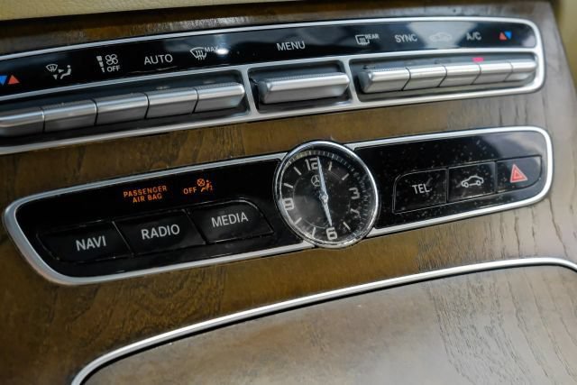 Used 2018 Mercedes-Benz E 300 image 31