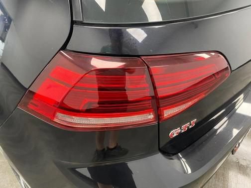 Used 2020 Volkswagen GTI S FWD image 13