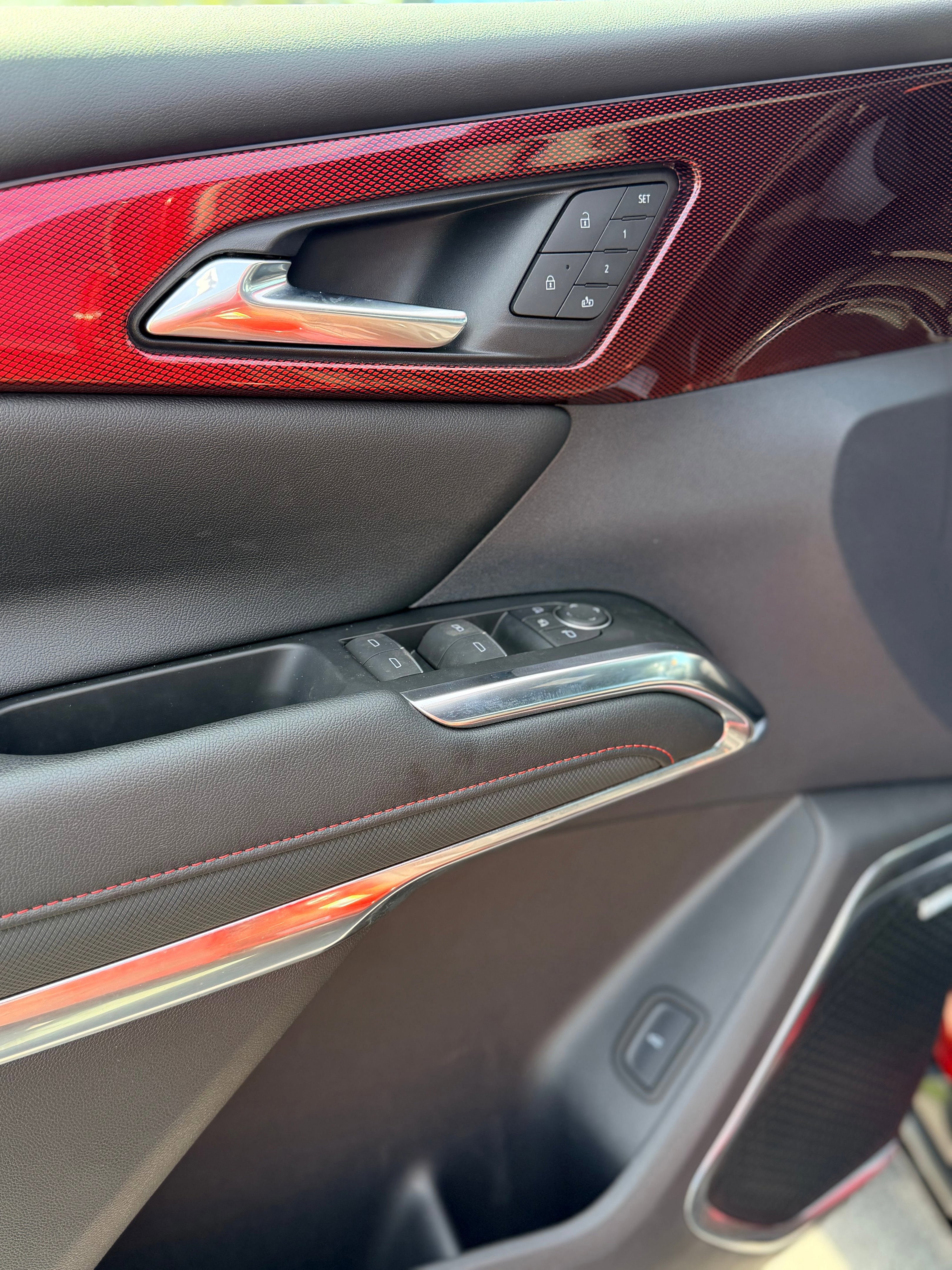 Used 2024 Chevrolet Traverse RS w/ LPO, Floor Liner Package image 11