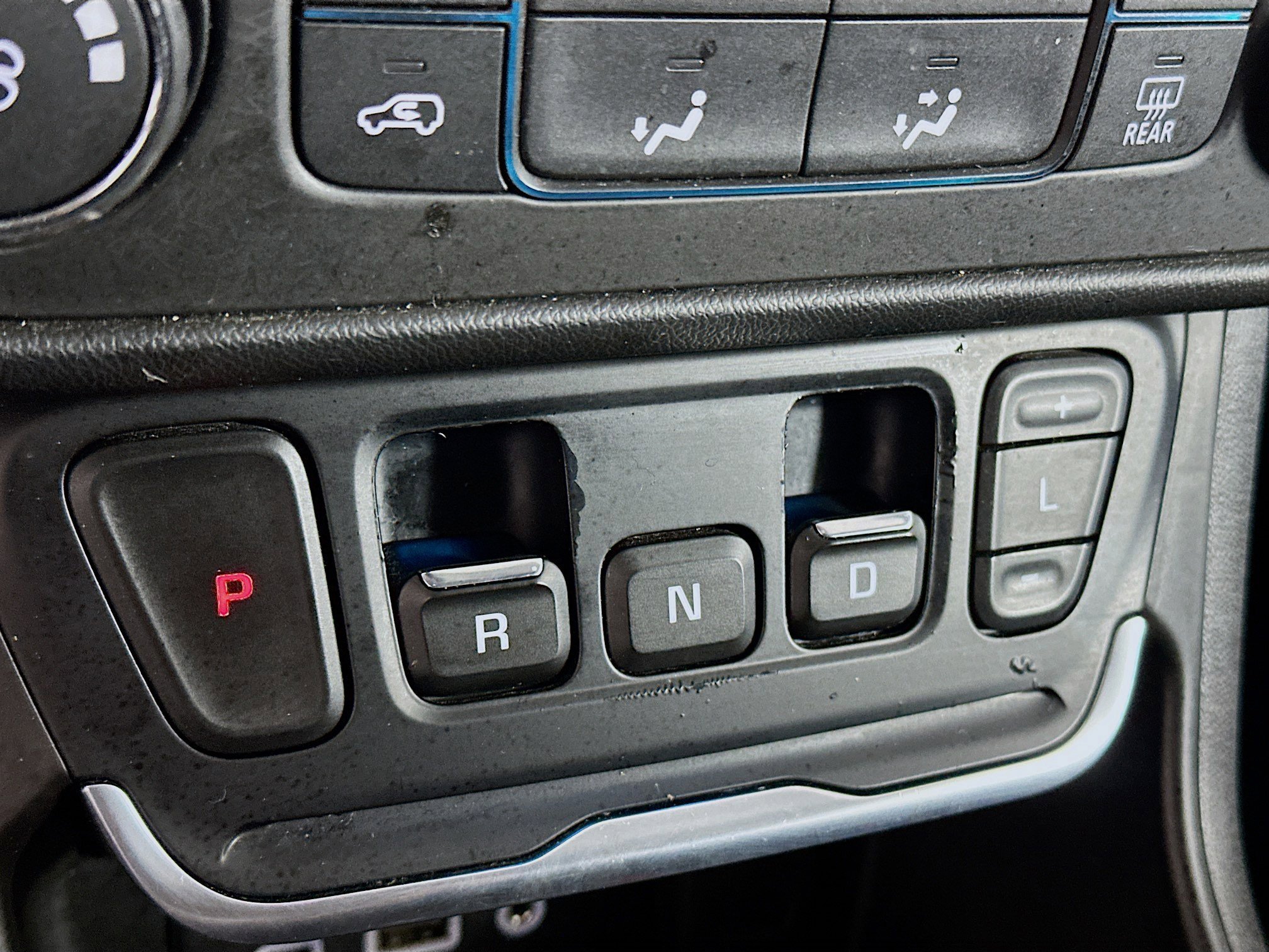 Used 2018 GMC Terrain SLE image 23