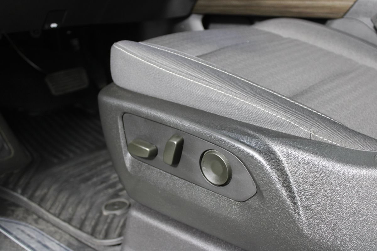 Used 2024 Chevrolet Silverado 1500 RST w/ Convenience Package II RWD image 15