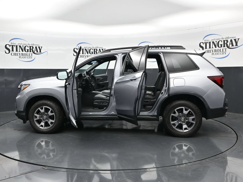Used 2022 Honda Passport TrailSport image 37