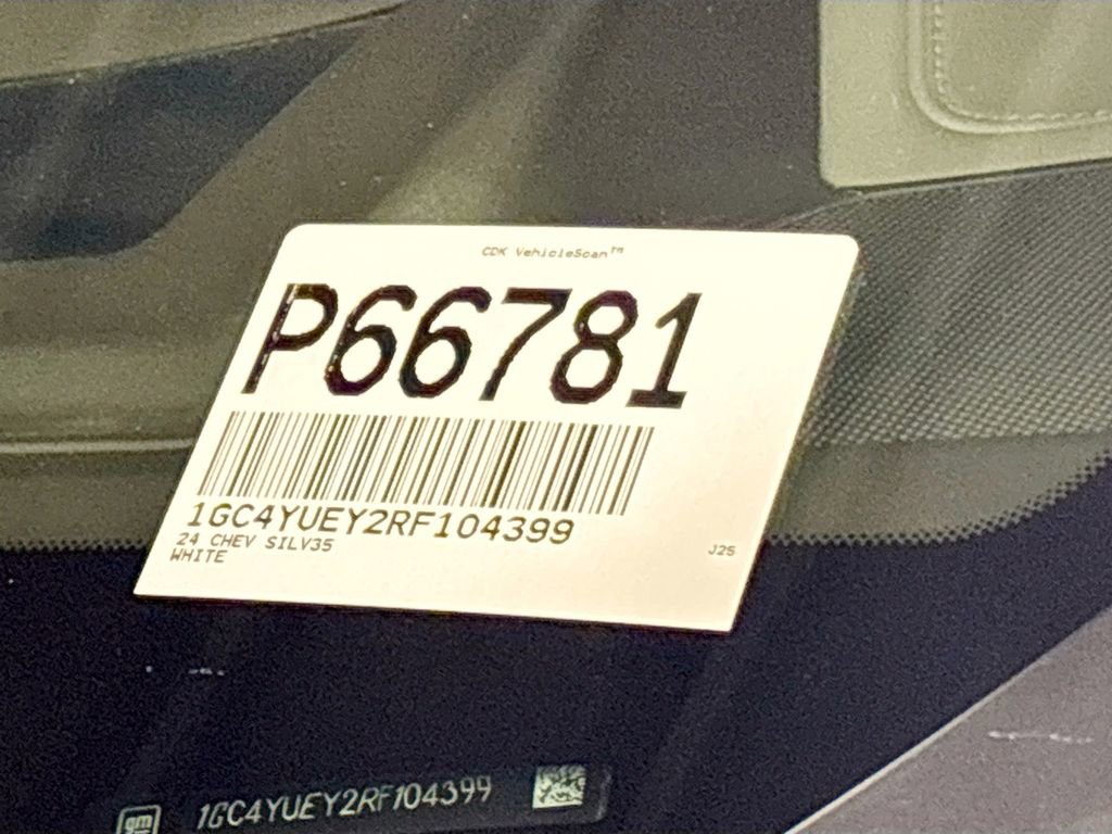 Used 2024 Chevrolet Silverado 3500 LTZ w/ LTZ Convenience Package image 25