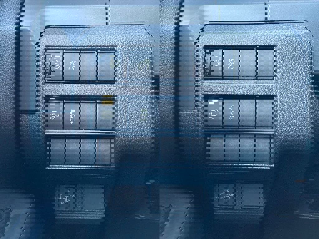 Certified 2026 Toyota Tacoma SR AWD/4WD image 11