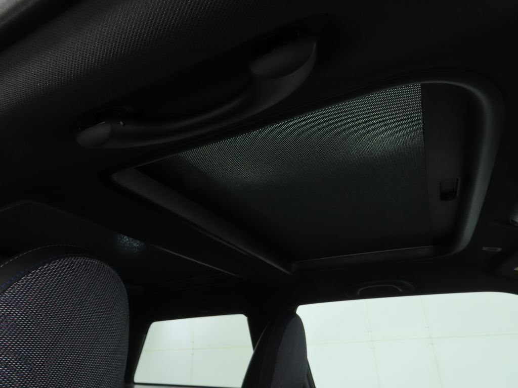 Used 2026 MINI Cooper 2-Door Hardtop image 19