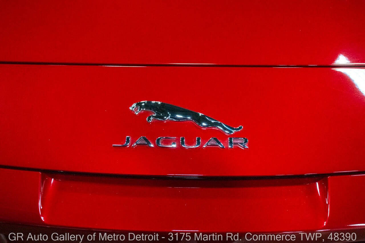 Used 2014 Jaguar F-TYPE S image 32