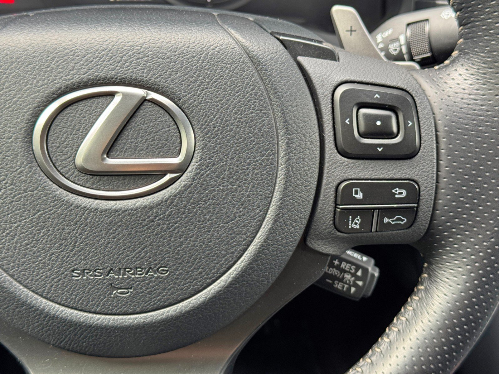 Used 2024 Lexus IS 350 F Sport w/ Navigation Package RWD image 24