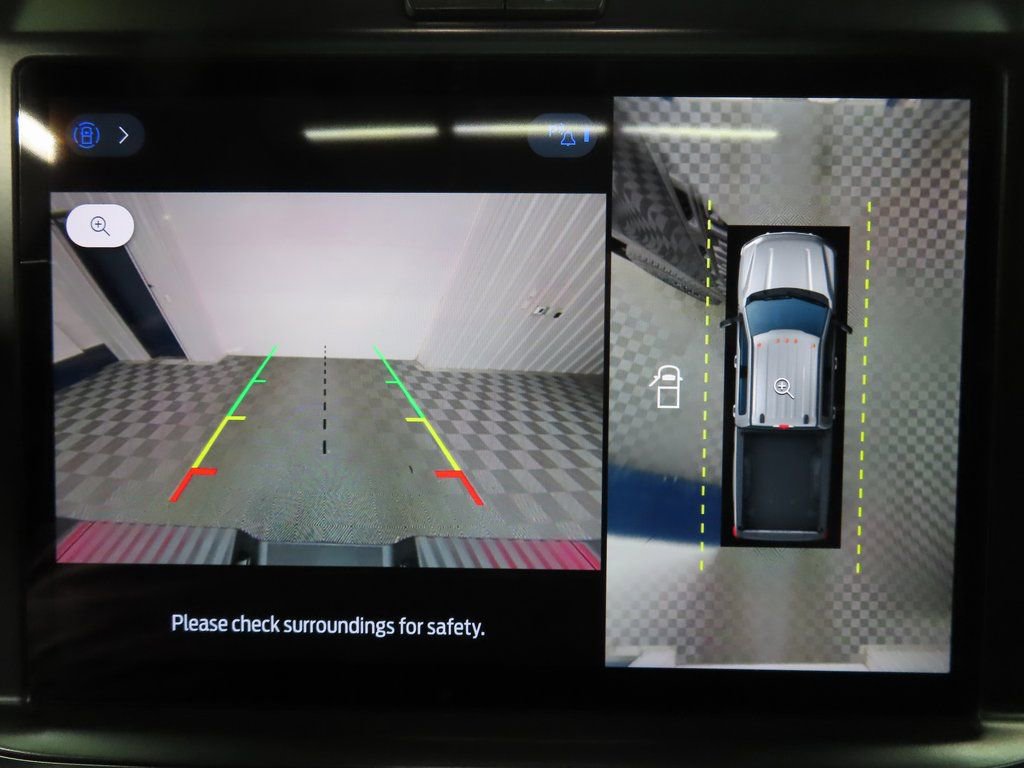 Used 2025 Ford F350 Platinum w/ FX4 Off-Road Package image 14