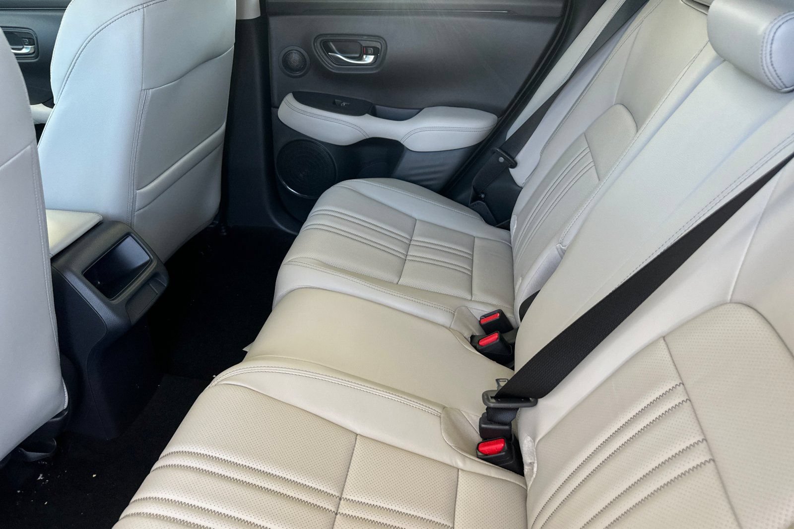 New 2027 Honda HR-V EX-L image 13