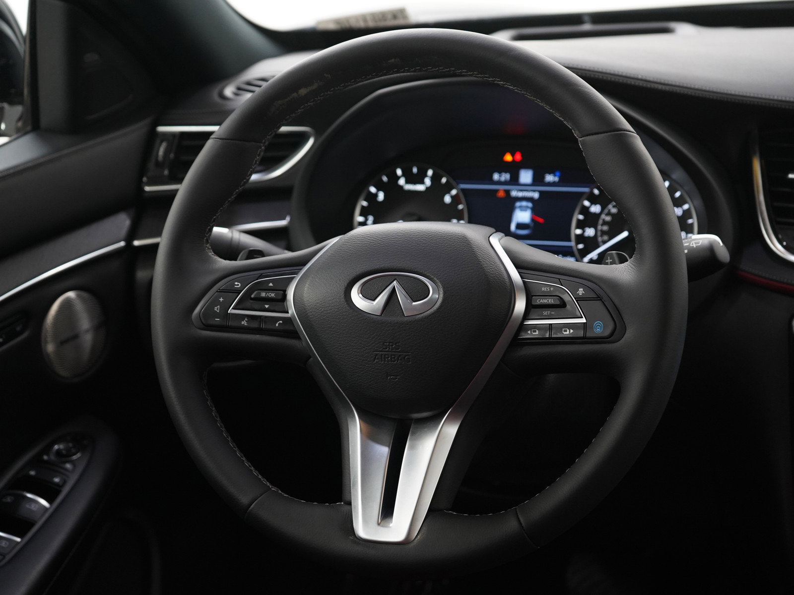Used 2025 INFINITI QX55 Sensory w/ Lighting Package AWD/4WD image 14
