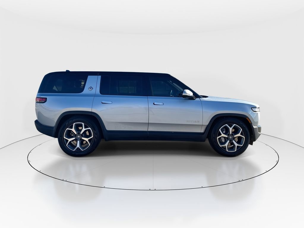 Used 2024 Rivian R1S Adventure image 9