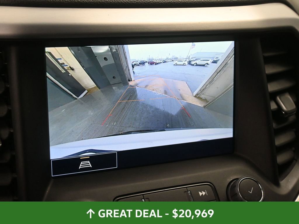Used 2023 GMC Acadia SLT image 30