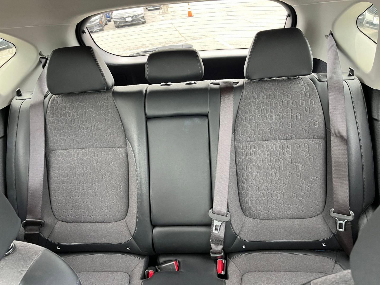 Used 2025 Kia Seltos S image 39