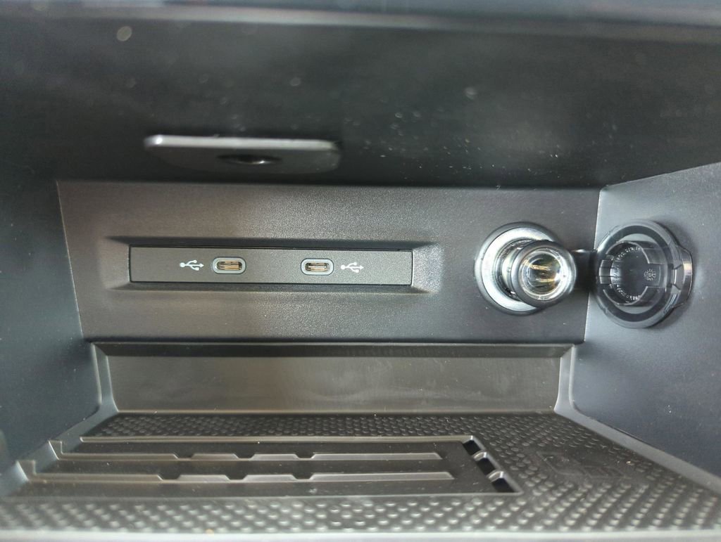 New 2026 Volkswagen Taos SE image 37