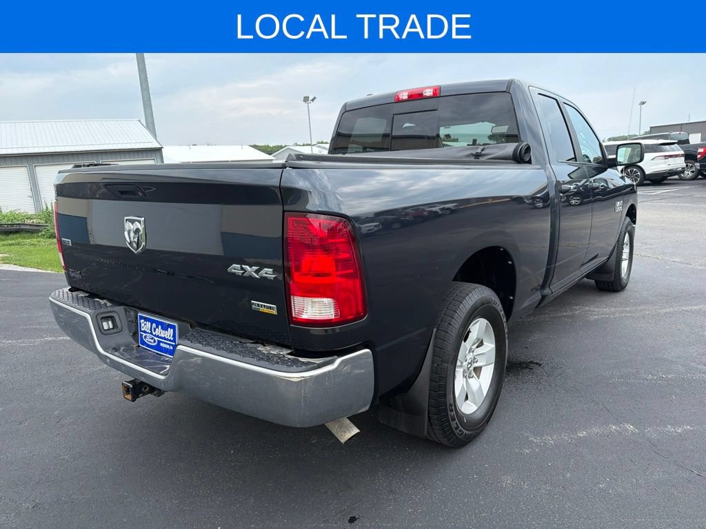 Used 2016 RAM 1500 Classic SLT AWD/4WD image 4