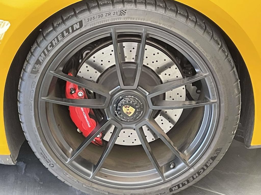 Certified 2024 Porsche 911 Carrera GTS RWD image 12