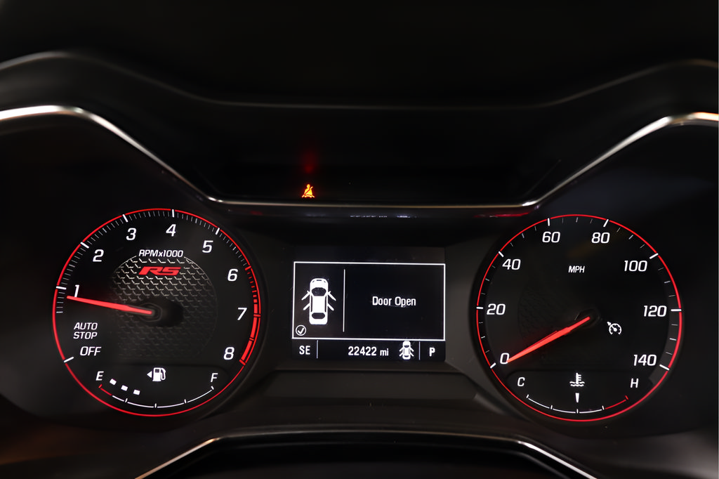 Used 2023 Chevrolet TrailBlazer RS w/ Sun and Liftgate Package FWD image 14