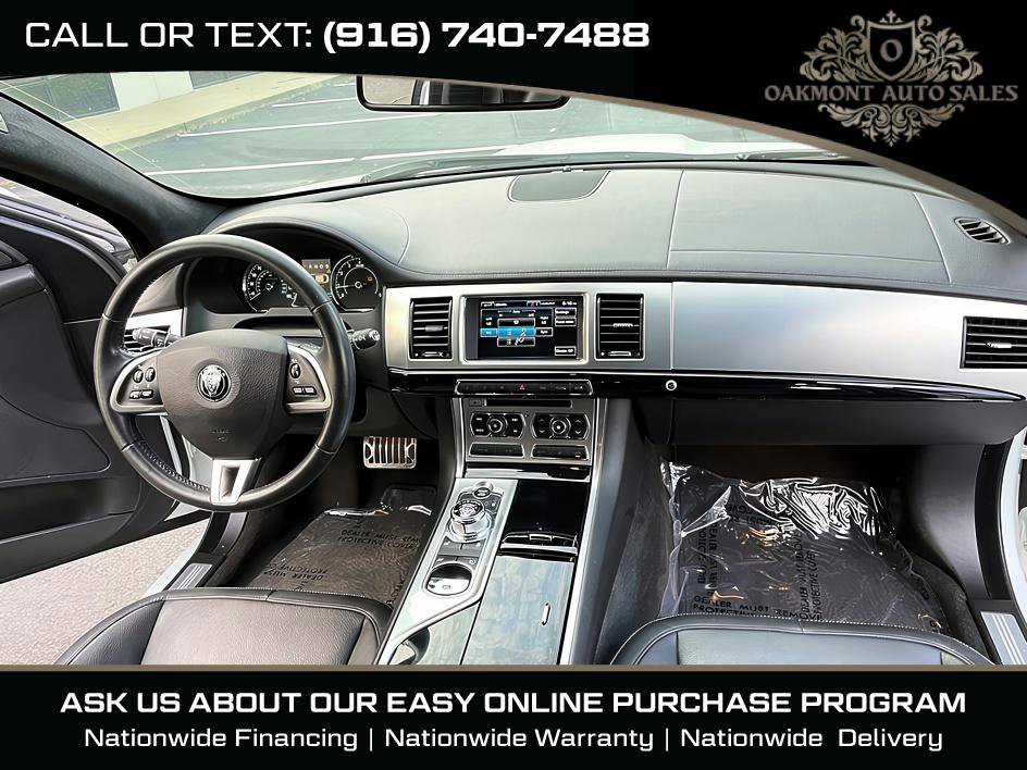 Used 2015 Jaguar XF Sport RWD image 13