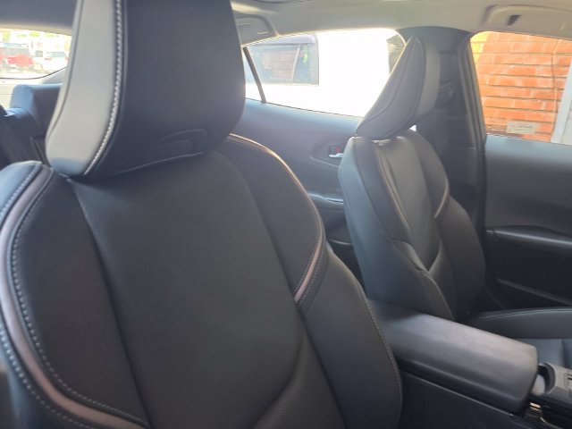Used 2024 Toyota Prius XLE FWD image 15