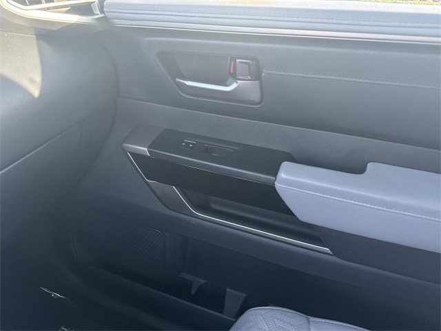 Used 2024 Toyota Tundra Limited image 21