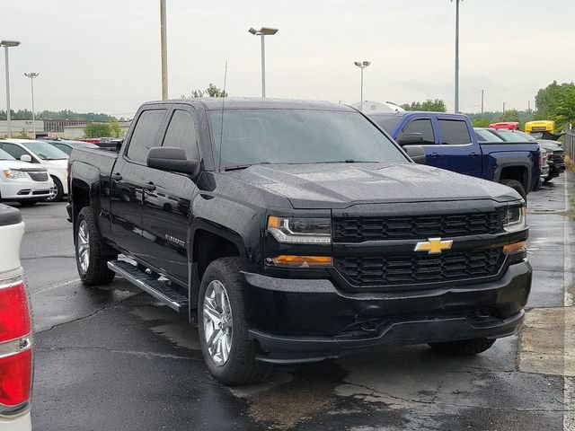 Used 2018 Chevrolet Silverado 1500 Custom w/ Trailering Package AWD/4WD image 2