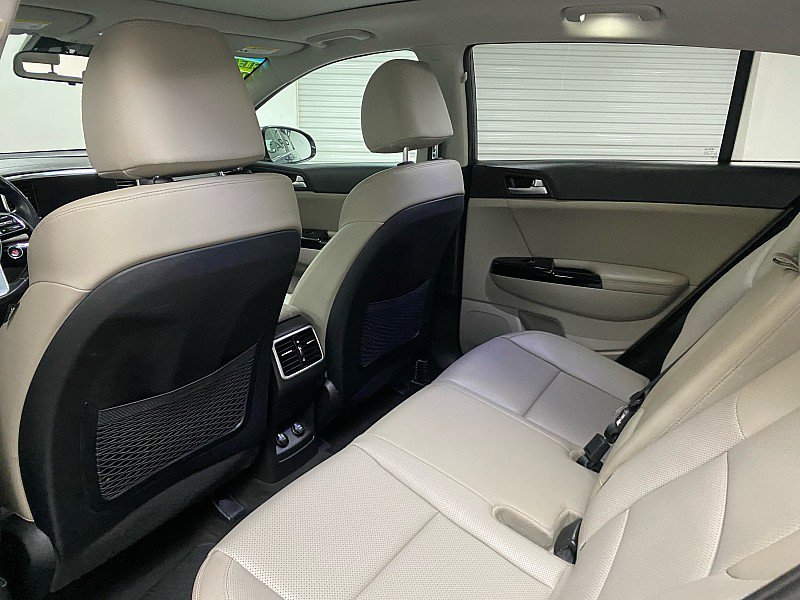 Used 2022 Kia Sportage EX image 11