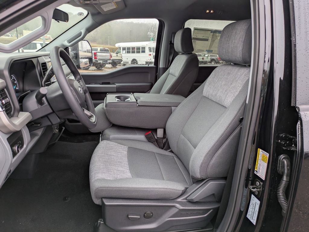 New 2026 Ford F450 XLT image 8