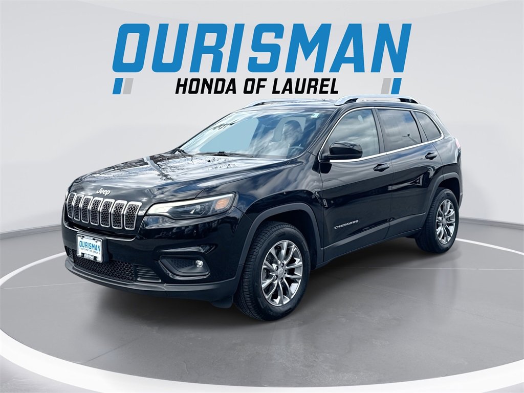 Used 2019 Jeep Cherokee Latitude Plus w/ Comfort/Convenience Group