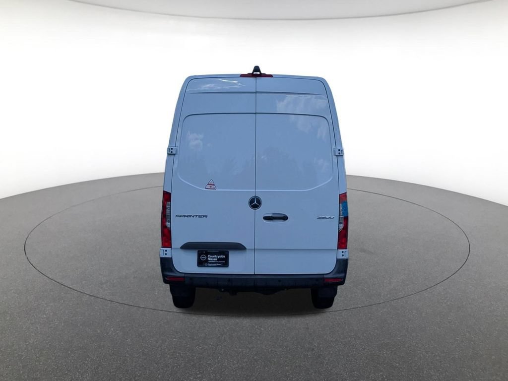 Used 2021 Mercedes-Benz Sprinter 2500 image 6