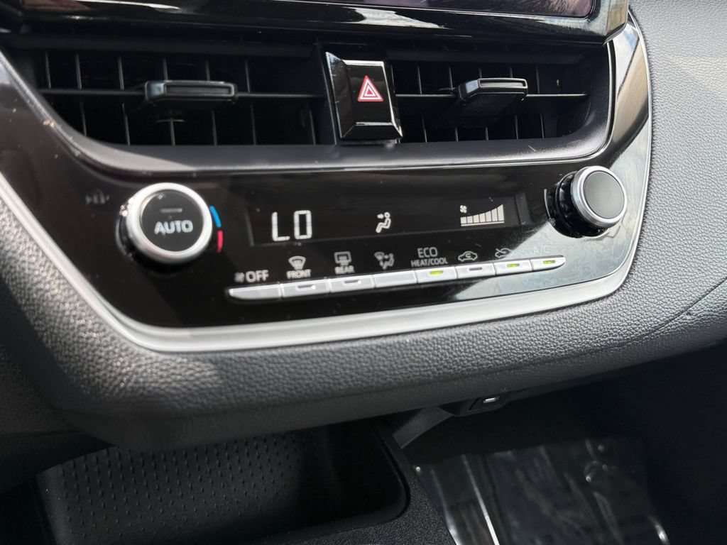 Certified 2024 Toyota Corolla LE FWD image 35