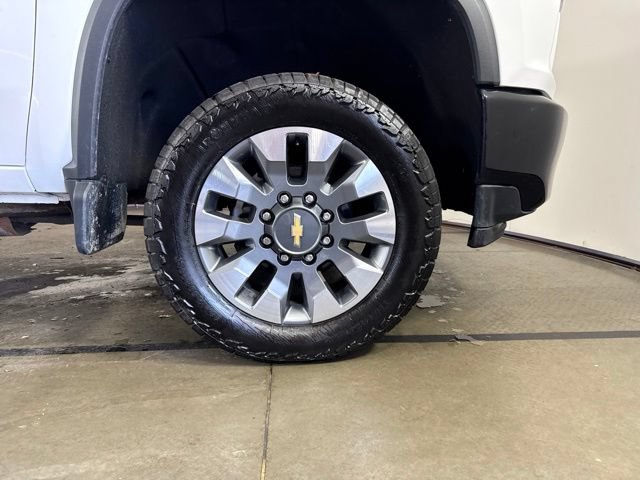 Used 2022 Chevrolet Silverado 2500 Custom w/ Custom Convenience Package AWD/4WD image 12